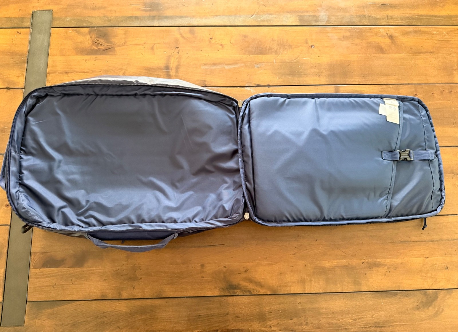 Patagonia Black Hole Mini MLC 26L, Navy Backpack Rare Used - NASA / Mar Mission thumbnail 8