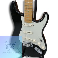 Guitare électrique FENDER USA AMERICAN DELUXE STRATOCASTER