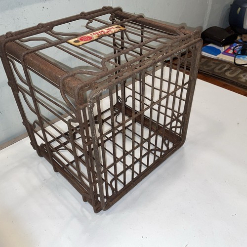 Vintage Metal Milk Crate Cedar Hill Farms Cincinnati Ohio - Picture 5 of 5