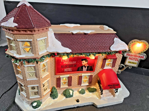 Elvis Presley Heartbreak Hotel Musical Lighted Christmas Village Tested Working