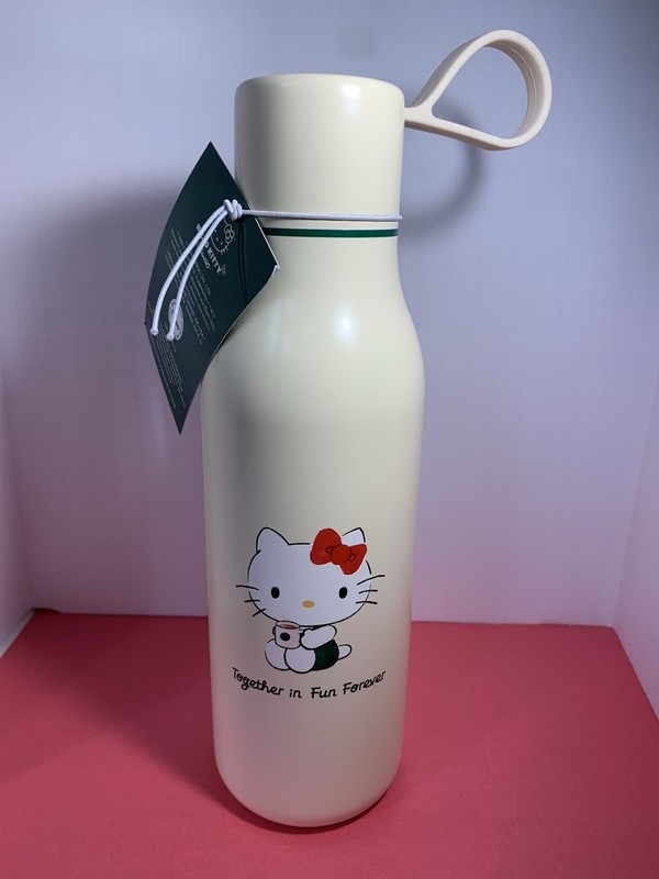 Starbucks x Hello Kitty 20oz Stainless Steel Water Bottle Tumbler New with Tags