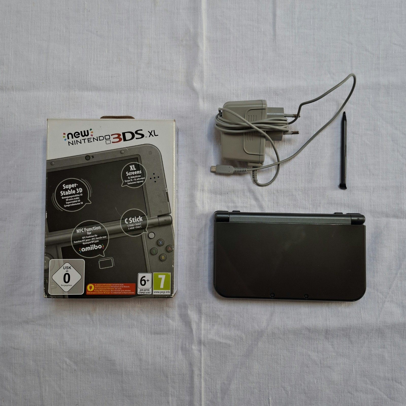 New Nintendo 3DS XL TOP IPS Metallic Black with Box
