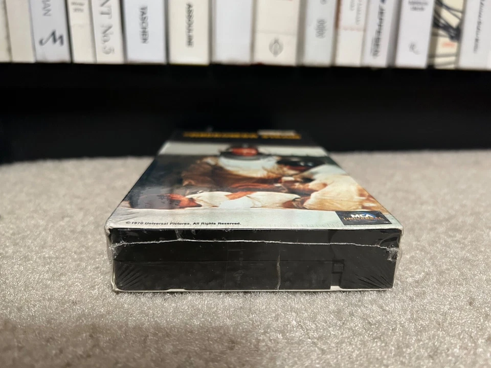 The Andromeda Strain On Vhs 1981 vintage Horror movie MCA Rainbow Logo - Image 4 of 4