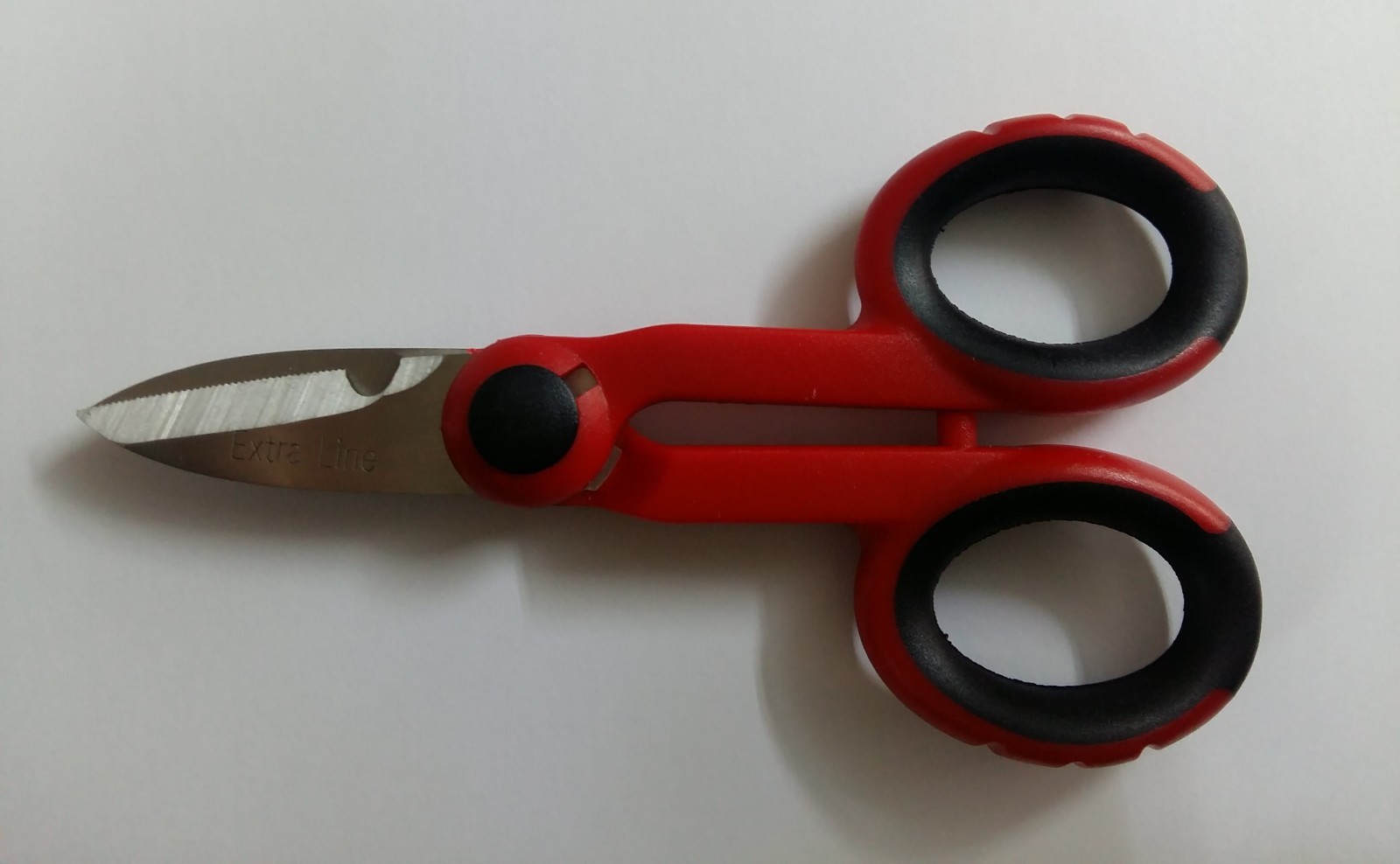 FORBICE PER ELETTRICISTA AXEL LAME IN ACCIAIO INOX 140mm TAGLIA FILI