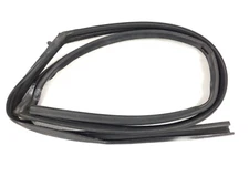 96-00 Civic 4Dr Right Front Window Run Channel Molding Glass Guide Rubber Seal