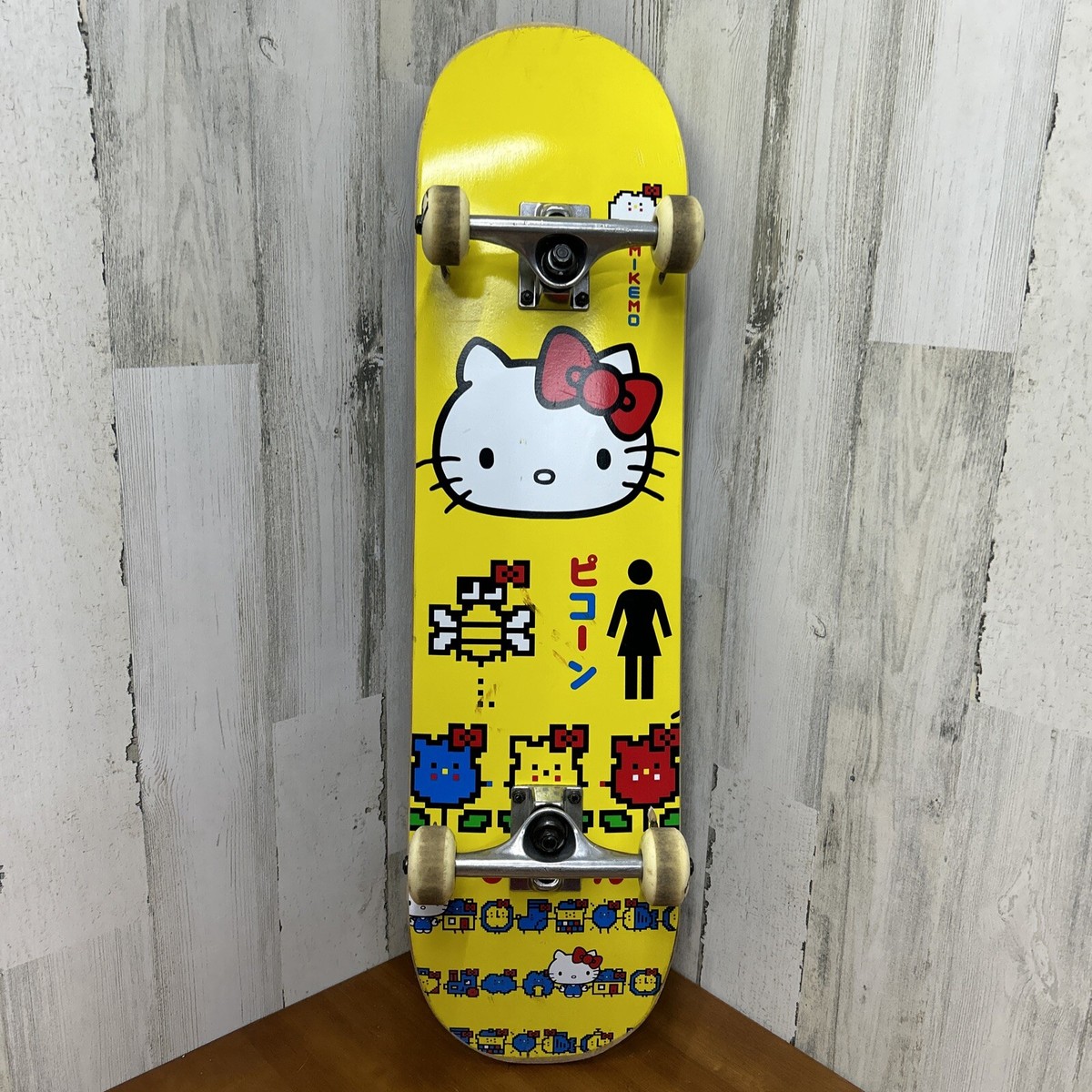 Hello Kitty Sanrio Girl Skateboards Mike Mo Capaldi complete