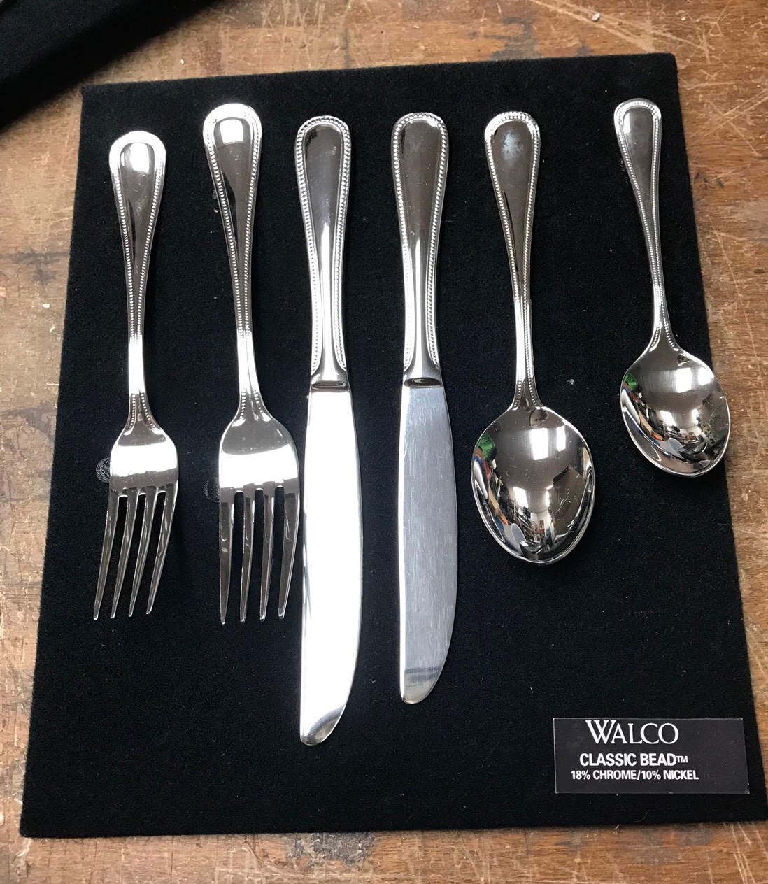 Walco - Classic Bead 5 Piece Place Setting NEW