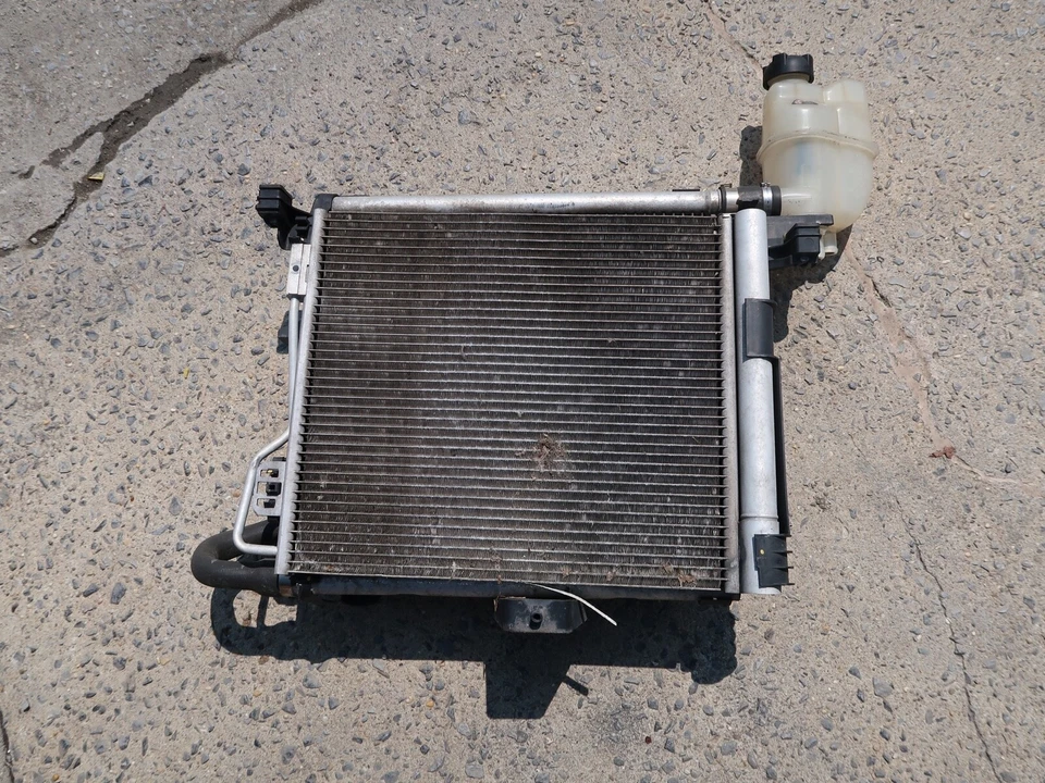 Smart Fortwo 2008-2015 genuino motor refrigeración radiador ventilador unidad OEM A4515010001 Foto 4 de 4