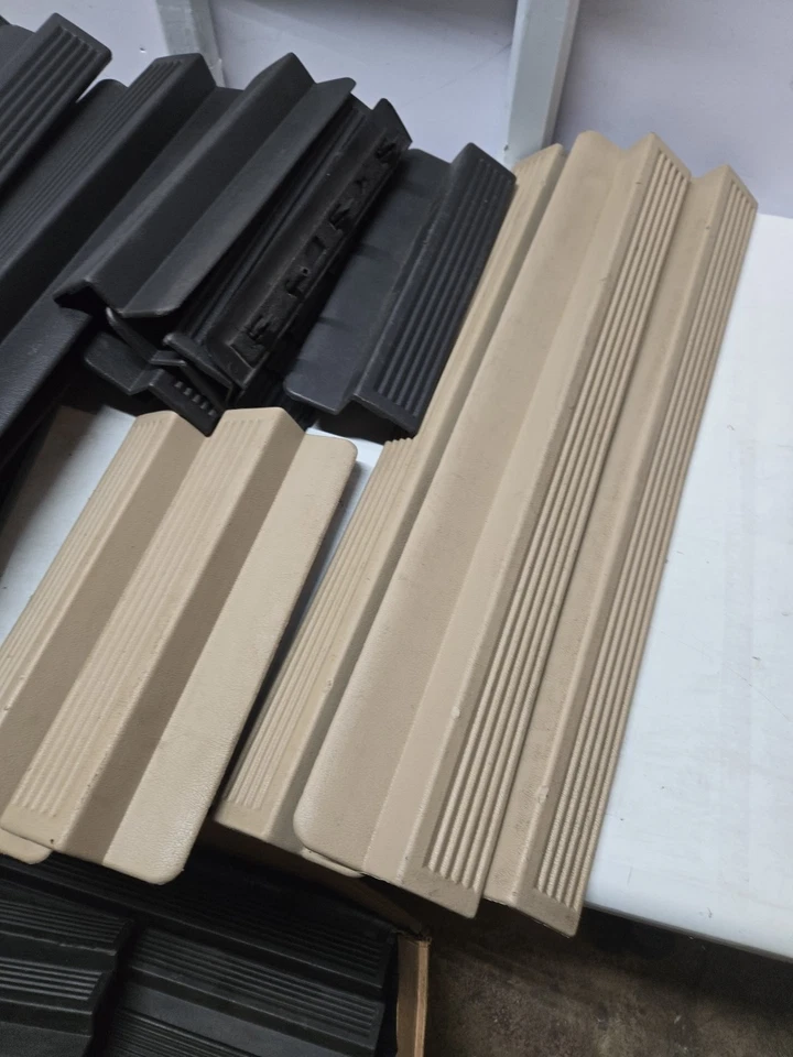 Borde de umbral de puerta Ford Crown Victoria X4 98-11 Grand Marquis LEER INFORMACIÓN DEL ARTÍCULO  Foto 3 de 4