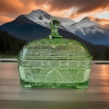 Vtg Glass Honeybee Dish Bee Box Indiana Tiara Chantilly Green Footed RARE!