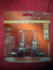 Sylvania Silverstar Ultra 9005 Halogen Headlight Bulbs 2-pack White Sylvania Silverstar Ultra 9005 Halogen Headlight Bulbs 2-pack White