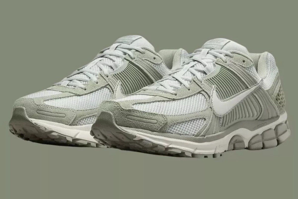 Nike Air Zoom Vomero 5 Jade Horizon Green Sneakers Retro