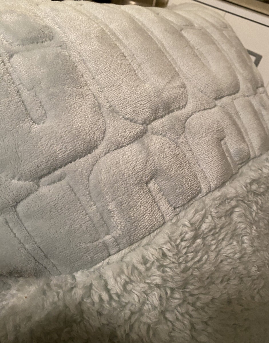 ugg iggy throw blanket