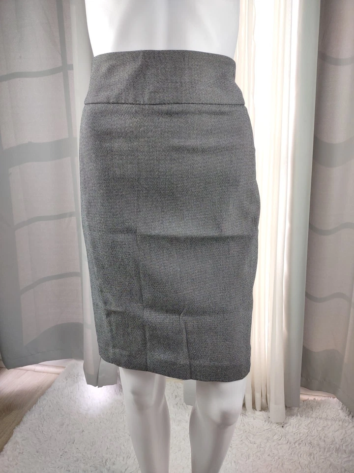 APT. 9 Women's The Torie Gray Pencil Back Zip Midi Skirt. Size 10 - Image 2 of 4