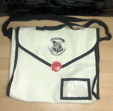 Bolso de Hombro Harry Potter Hogwarts Letra Cresta Bandolera George at Asda