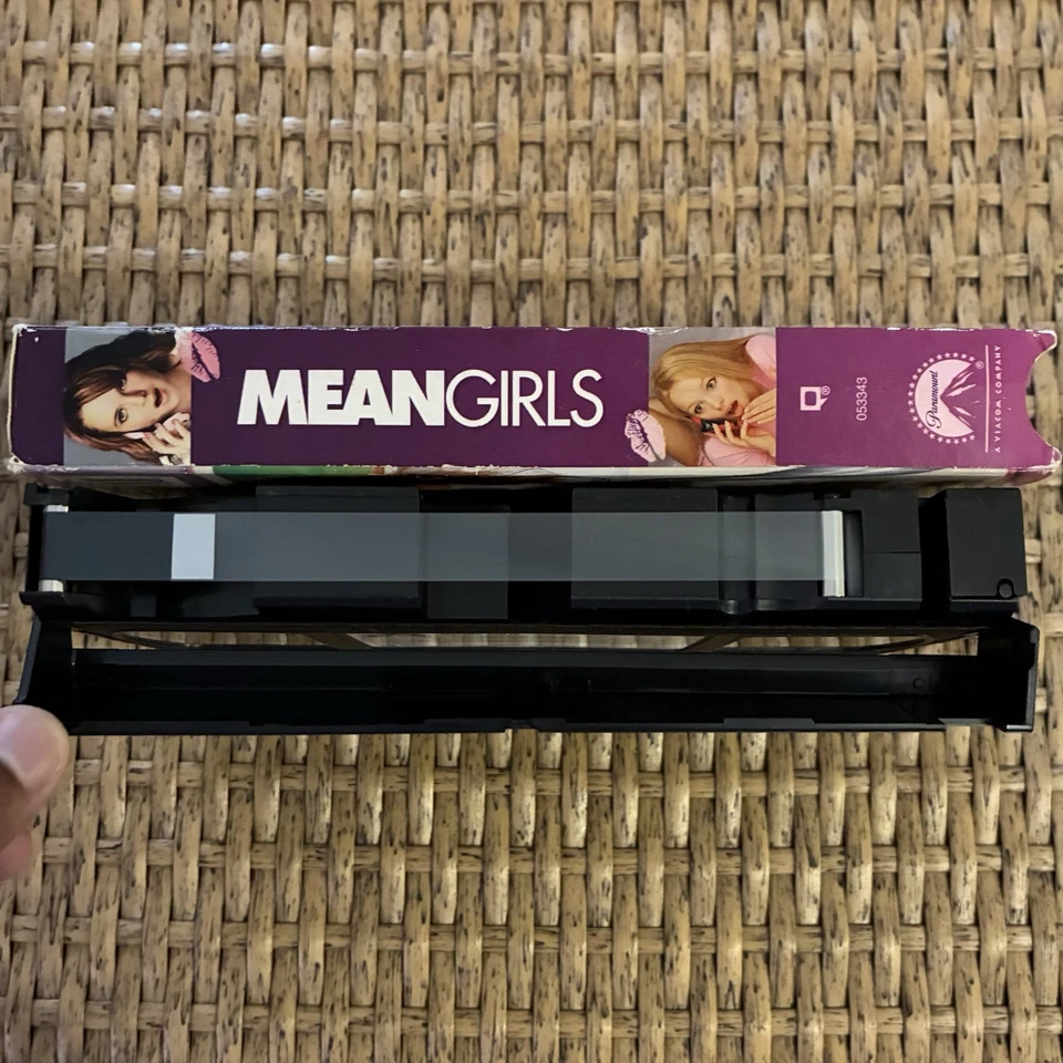 Mean Girls VHS Tape 2004 Late Release Lindsay Lohan Tina Fey Paramount Comedy - Image 3 of 4