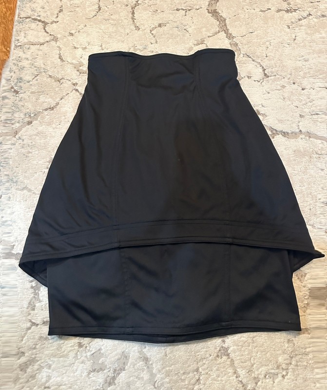 Thierry Mugler vintage black 90's Skirt. size 36