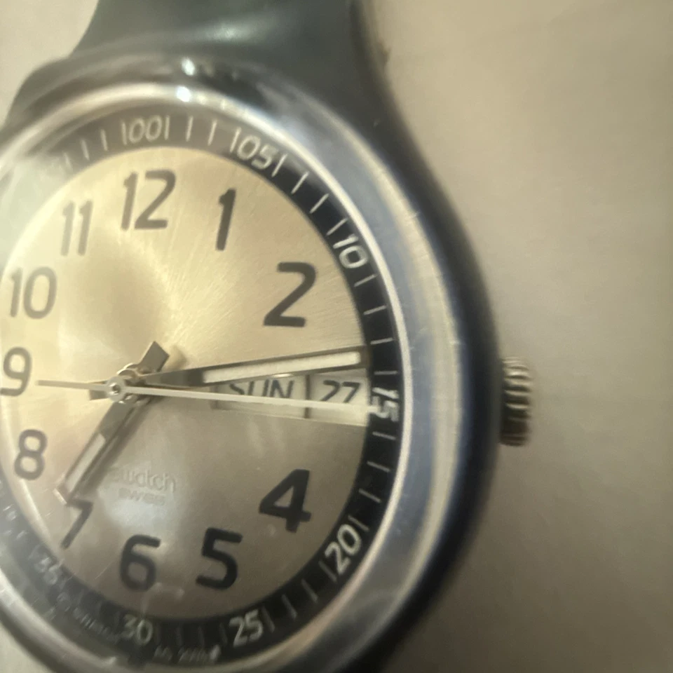 Reloj Swatch Blue Day Date 2003 para hombre y mujer, elegante reloj suizo de cuarzo Foto 4 de 4