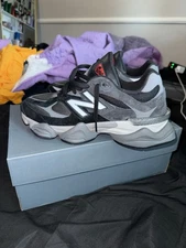 New Balance 9060 Unisex Black Sneakers Size W8  Lifestyle Comfort Lace-Up