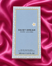 Marc Jacobs Daisy Dream Eau de Toilette Spray, Regular Size 3.3 fl oz