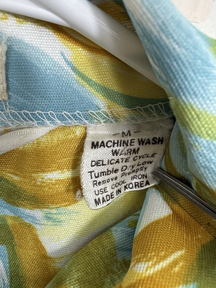 Camisa vintage años 60 70 talla mediana para hombre cuello daga amarillo azul floral discoteca Foto 4 de 4