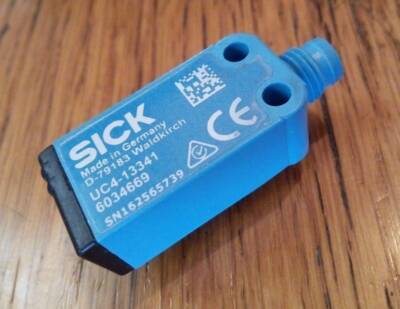 Ein Neu SICK Ultraschall Sensor UC4-13341 6034669