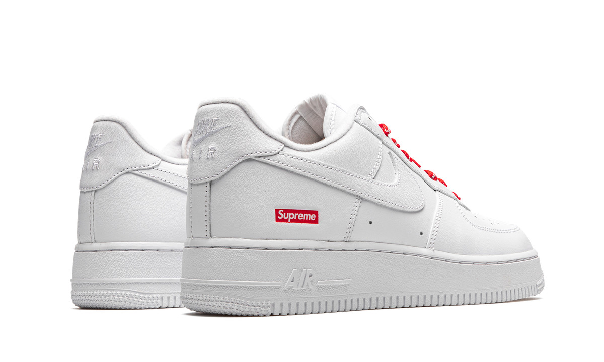 Nike Air Force 1 Low Supreme White AVAILABLE NOW‼️‼️ Size 9, 9.5, 10, 10.5,  11, 11.5, 12 -$250 each