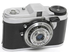  Zeiss Ikon Taxona 35mm film camera w. Novonar 3.5/35mm red V NOTTESTED