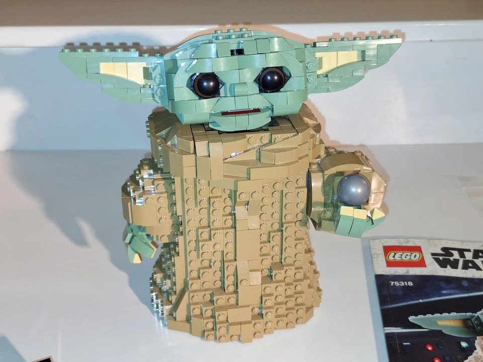 Lego 75318 Star Wars The Child-Yoda & Stand, with Manual. In Excell Clean Cond. - Image 4 of 4