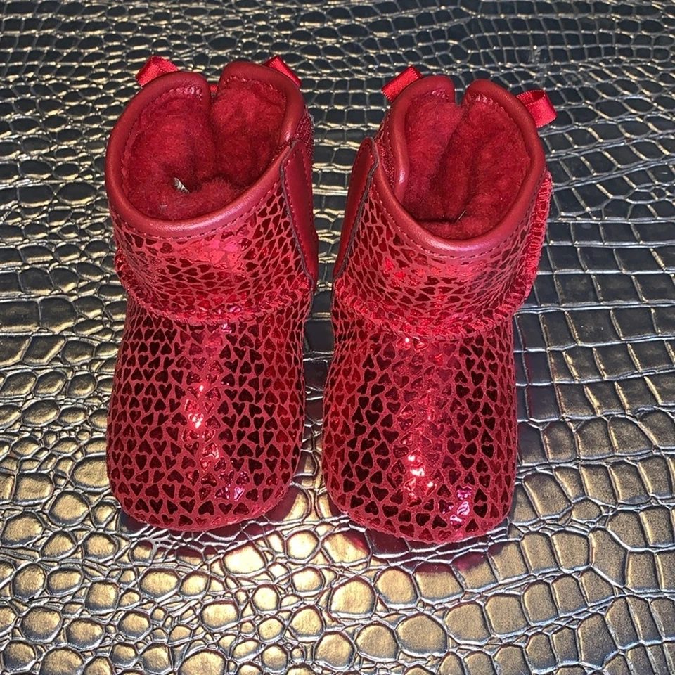 Botas UGG Jesse Bow II Gel Corazones Bebé Niña Talla 2/3 Foto 3 de 4