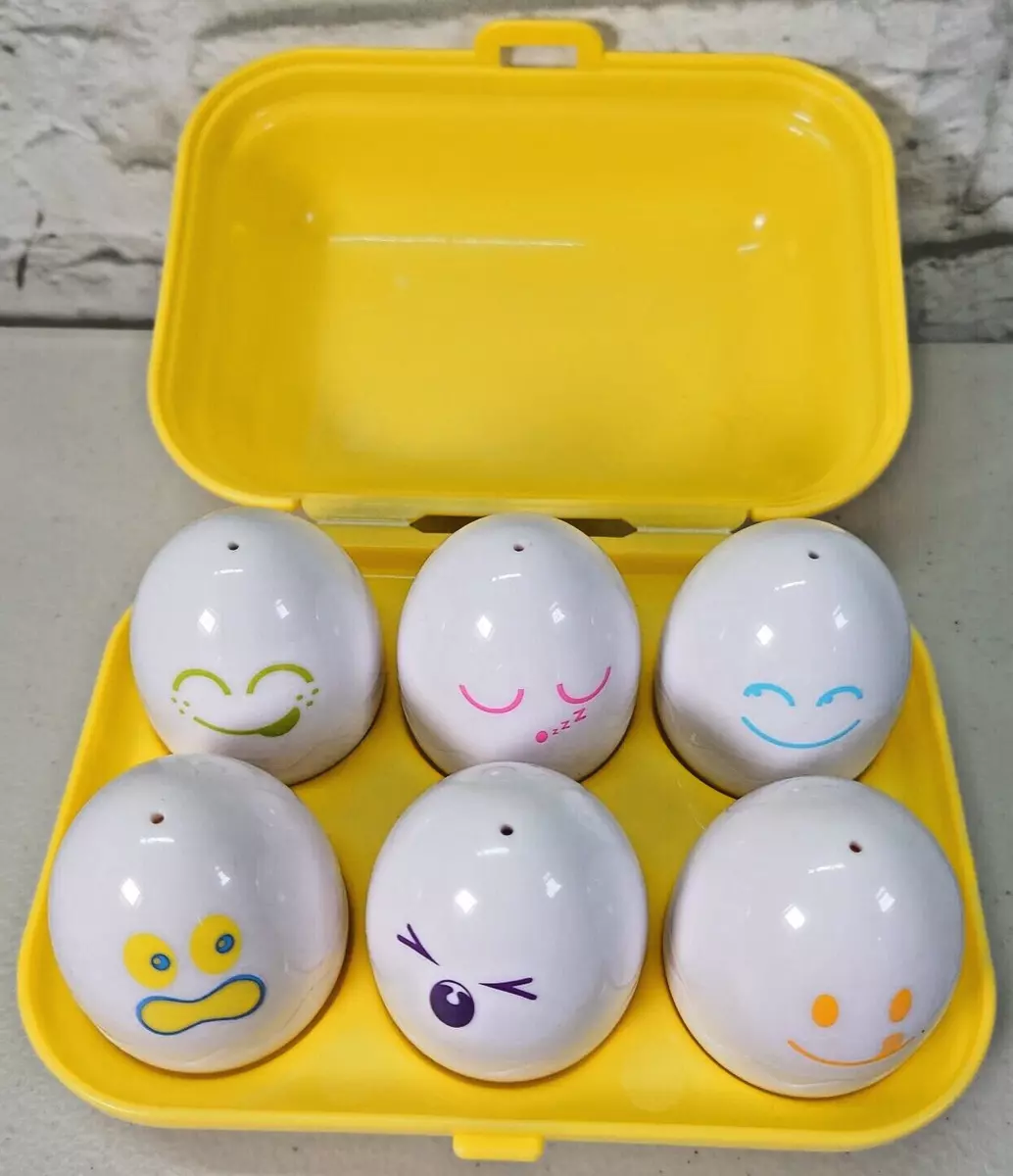 Vintage 1993 TOMY Play n Learn Hide Squeak. Toy Eggs. Shape Sorter. Egg Box