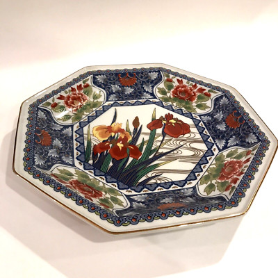 Imari Style Japanese Serving Plate Octagonal Iris Peony Gold Gilding 11.5''x11.5''