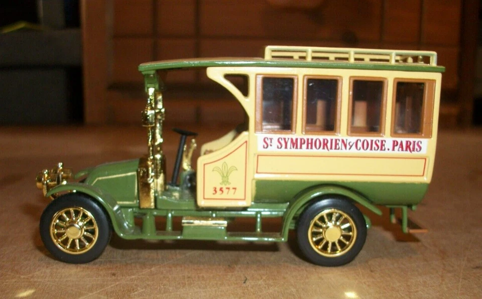 Matchbox Collectibles 1910 Renault Motor Bus YET06-M 1:43 Scale - Image 2 of 4