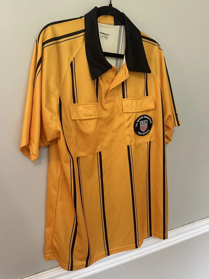 US Soccer Federation Referee Shirt Short Sleeve Yellow Large w/Badge - Image 2 of 4
