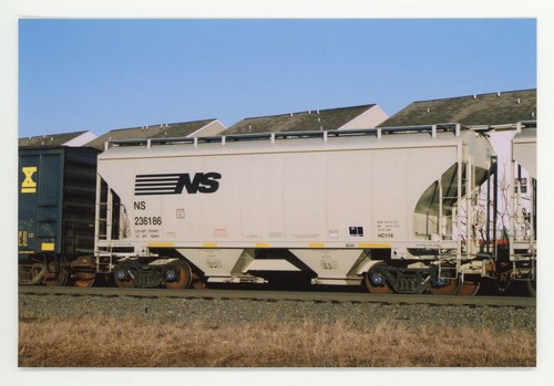 Tolva Norfolk Southern (NS) #236186 ORIGINAL 4 x 6 impresión fotográfica a color - Imagen 1 de 2