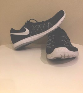 Nike Flex Fury 2 Mens 001 Black Grey Athletic Running Shoes Sz 13 Ebay