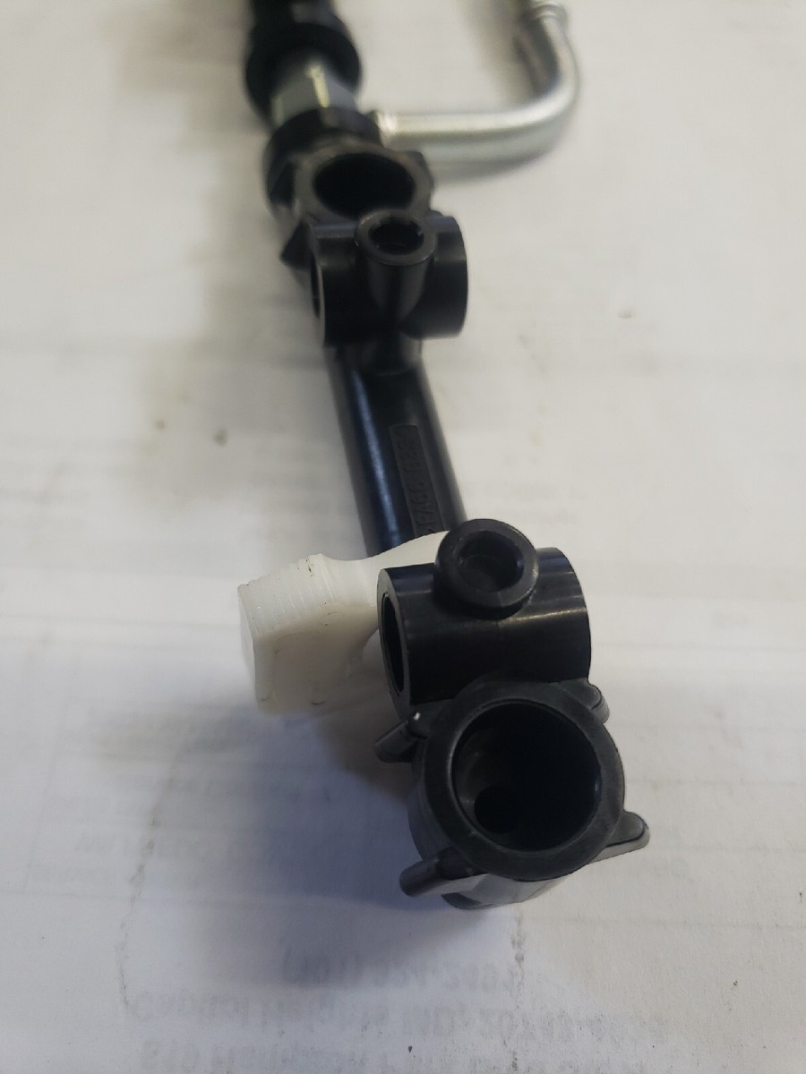 なが  07-23 KAWASAKI ZX6R OEM FUEL RAIL 49056-0014 | eBay