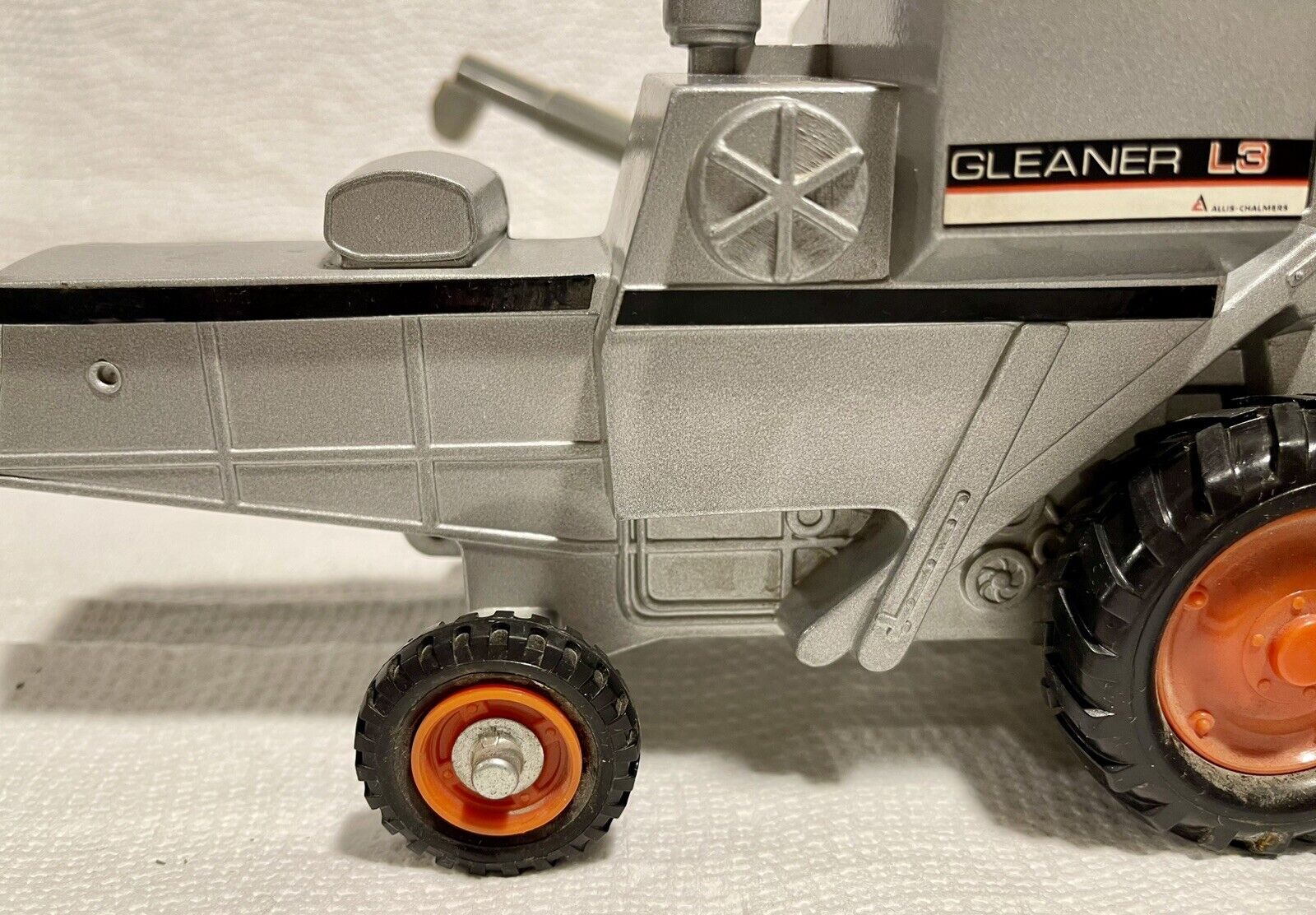 Picture 9 of 18