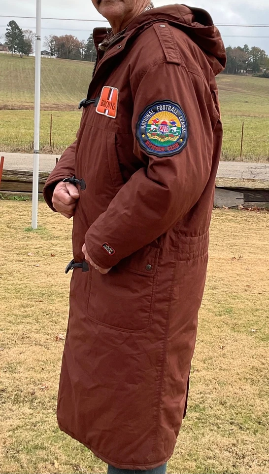 RARO Abrigo Parka Largo Estadio Mirage NFL Cleveland Browns Adulto Talla L Foto 2 de 4