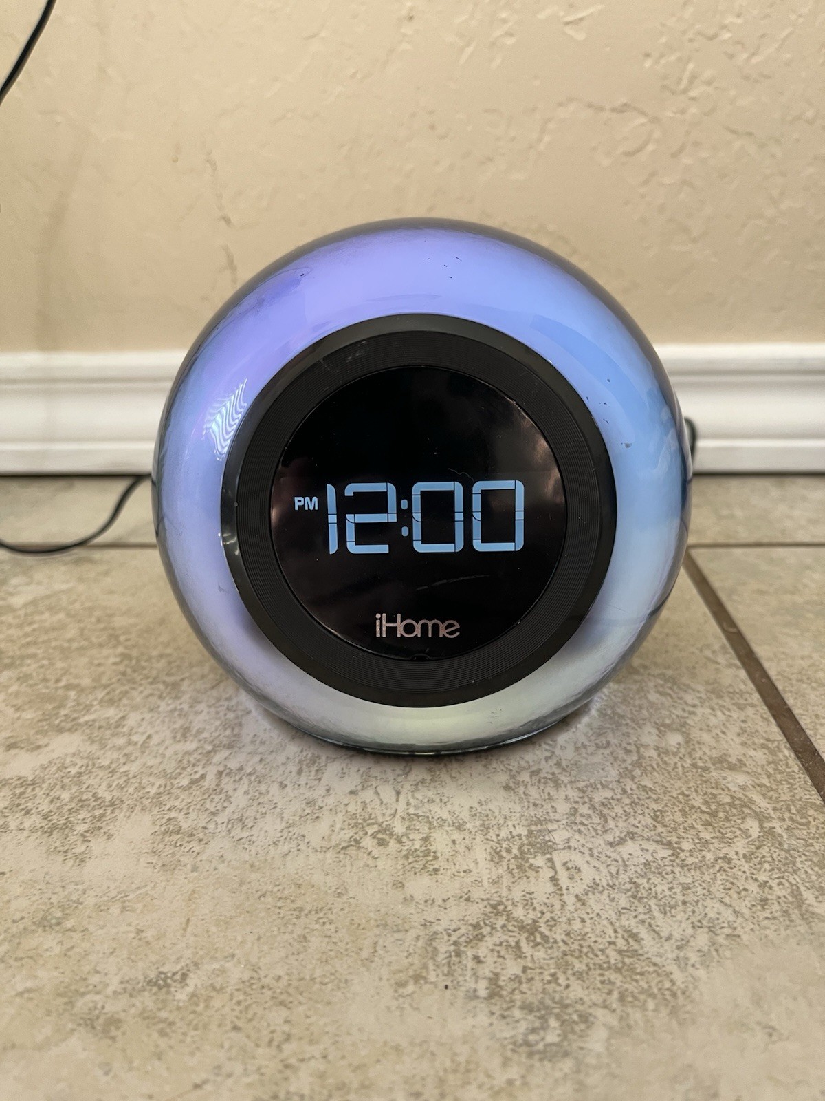 iHome iBT29 Bluetooth Color Changing Dual Alarm Clock Radio w/ Power Adapter