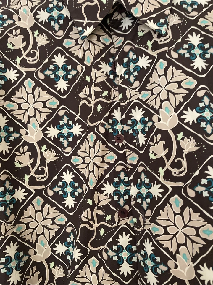 Camisa grande informal de manga corta con cuello de algodón Contigo para hombre Foto 2 de 4