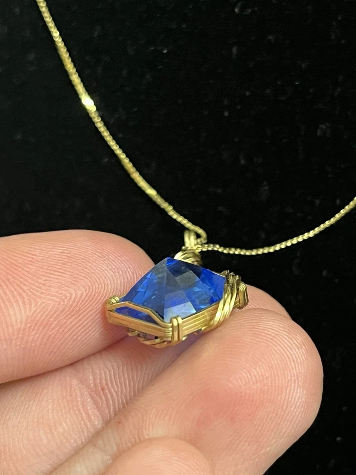 14K Gelbgold Seil Halskette mit Draht Set Quadrat Blau Saphir Anhänger - 3 Gramm - Bild 3 von 4