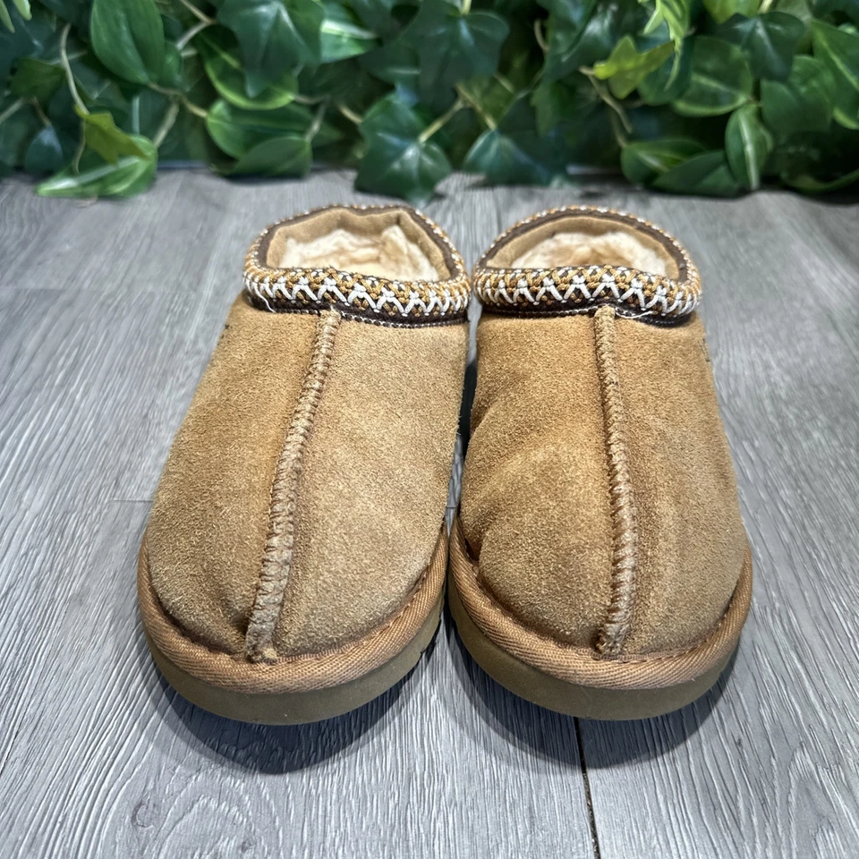 Ugg Slippers Kids 1 Black Suede Braided Collar Cozy Warm Lined Tasman Slip On - Image 3 of 4