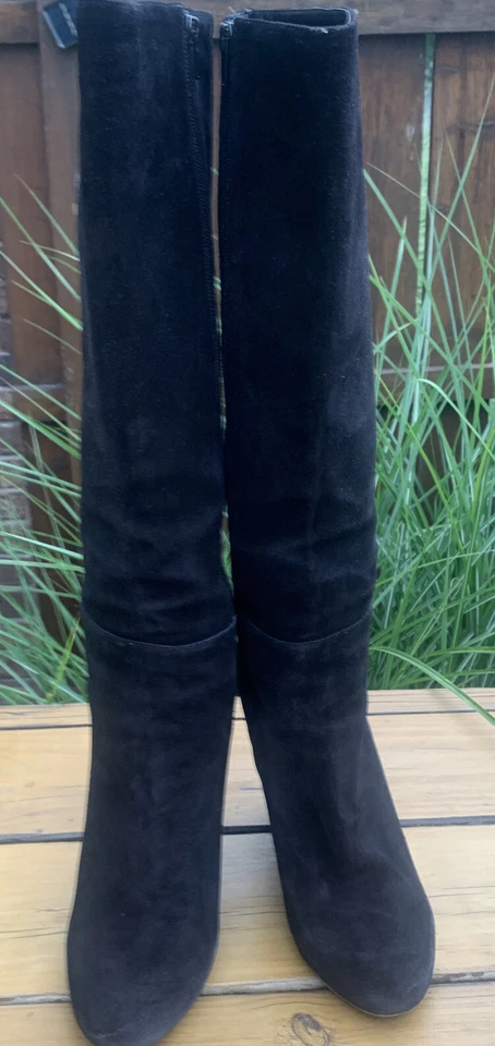 Lavender Label Vera Wang Women Black Wedge Platform Knee High Suede Boots 9 - Image 4 of 4