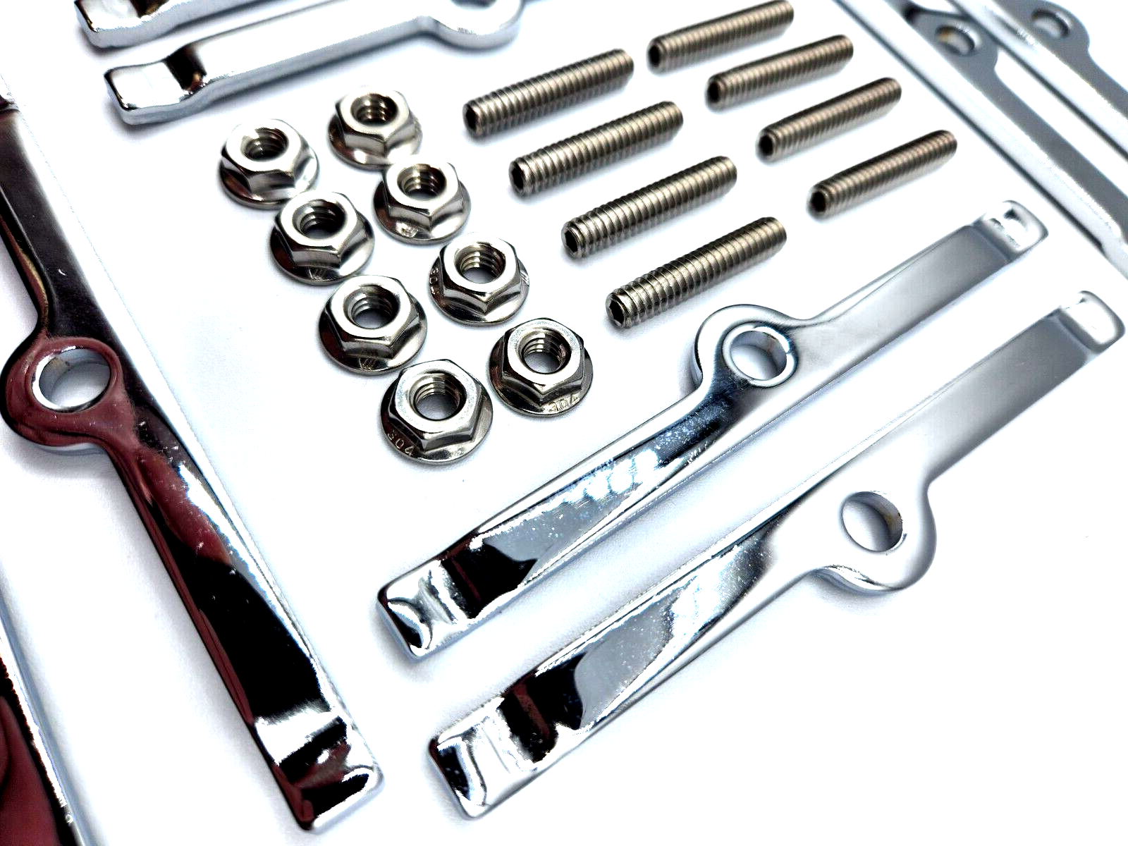 SB Chevy Stainless Valve Cover Studs, Nuts, Hold Down, Spreader Bars
