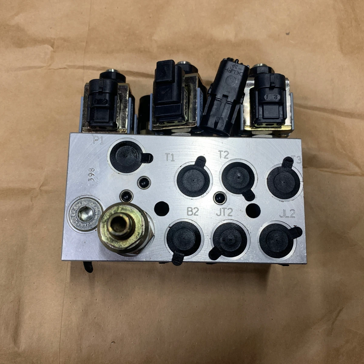 NEW park brake valve 2 speed fits New Holland Case 450 465 oem  