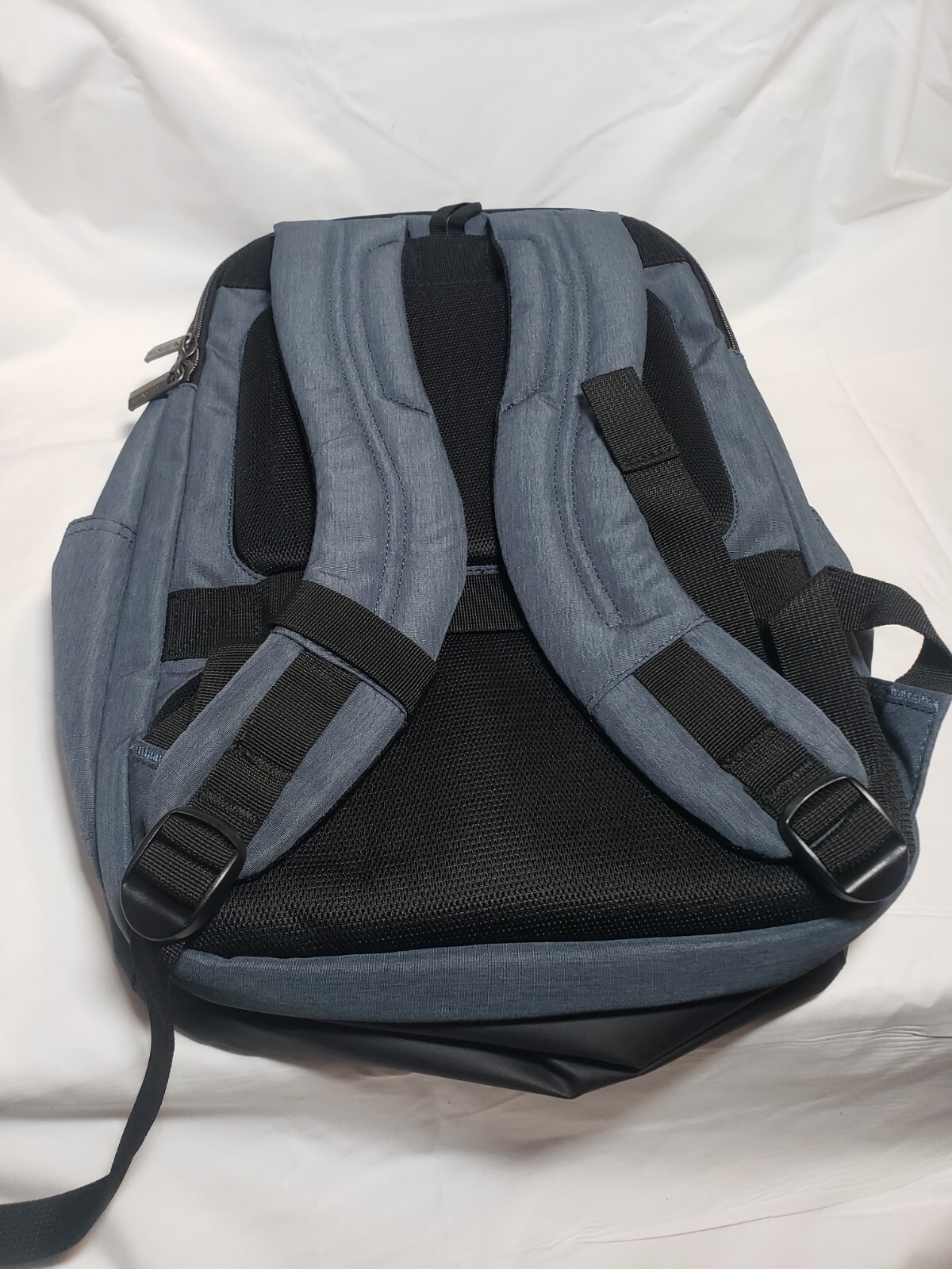 samsonite backpack - image 2