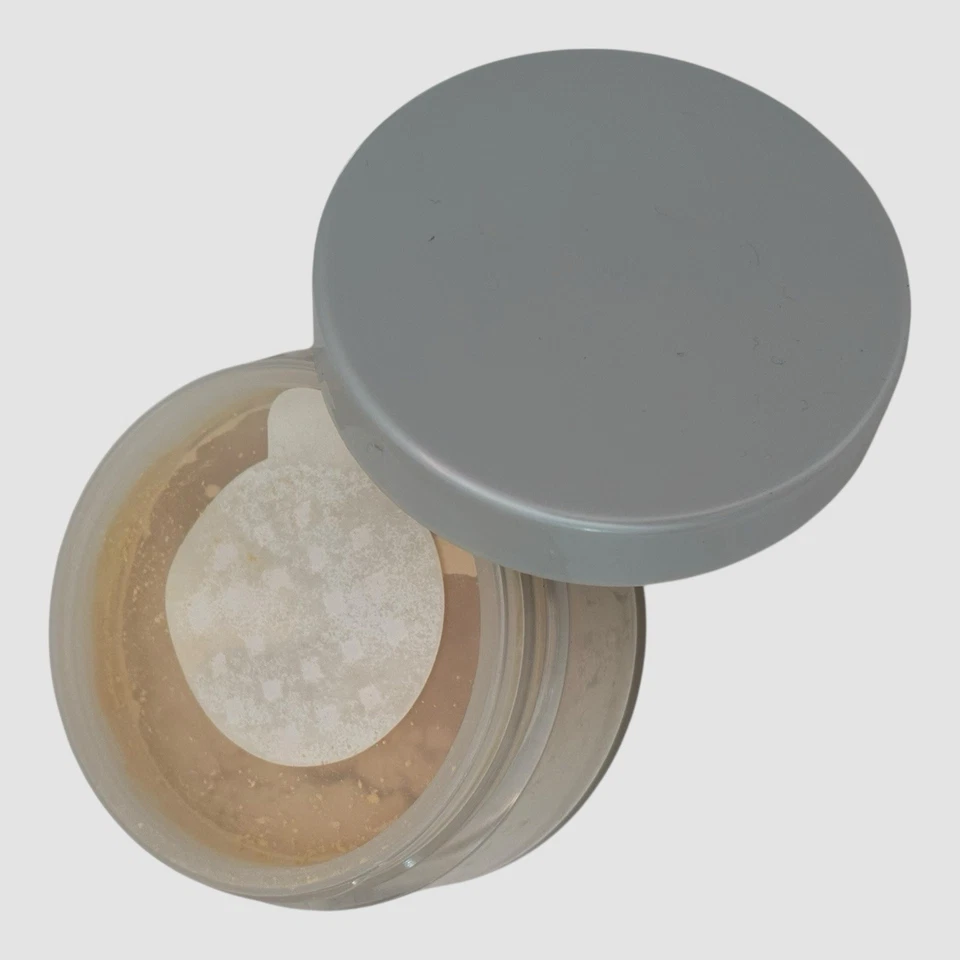 Mary Kay Signature Loose Powder #3843 LIGHT IVORY with Mary Kay Foundation Brush - Image 4 of 4