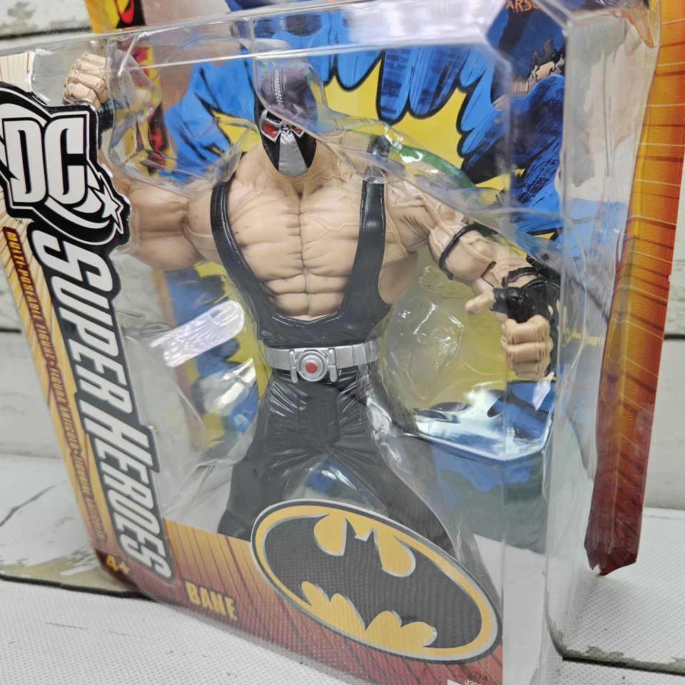 Figura Mattel DC SuperHeroes Bane con cómic 2005 6,5" nueva de colección Foto 3 de 4