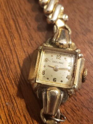 Vintage Seeland Swiss Bezel Goldtone Watch Stretch Band Kreisler Quality No Work